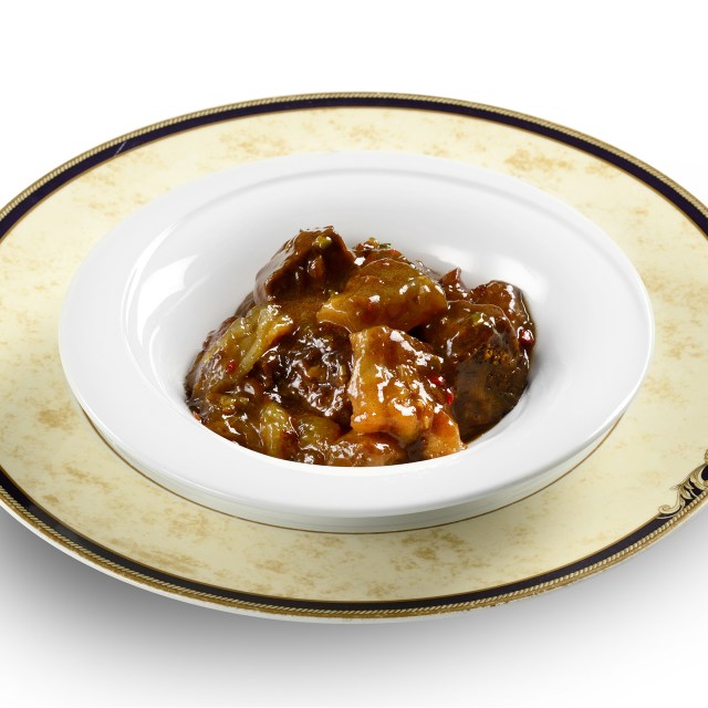 牛スネ肉のカレー煮込み（咖喱燜牛腱）